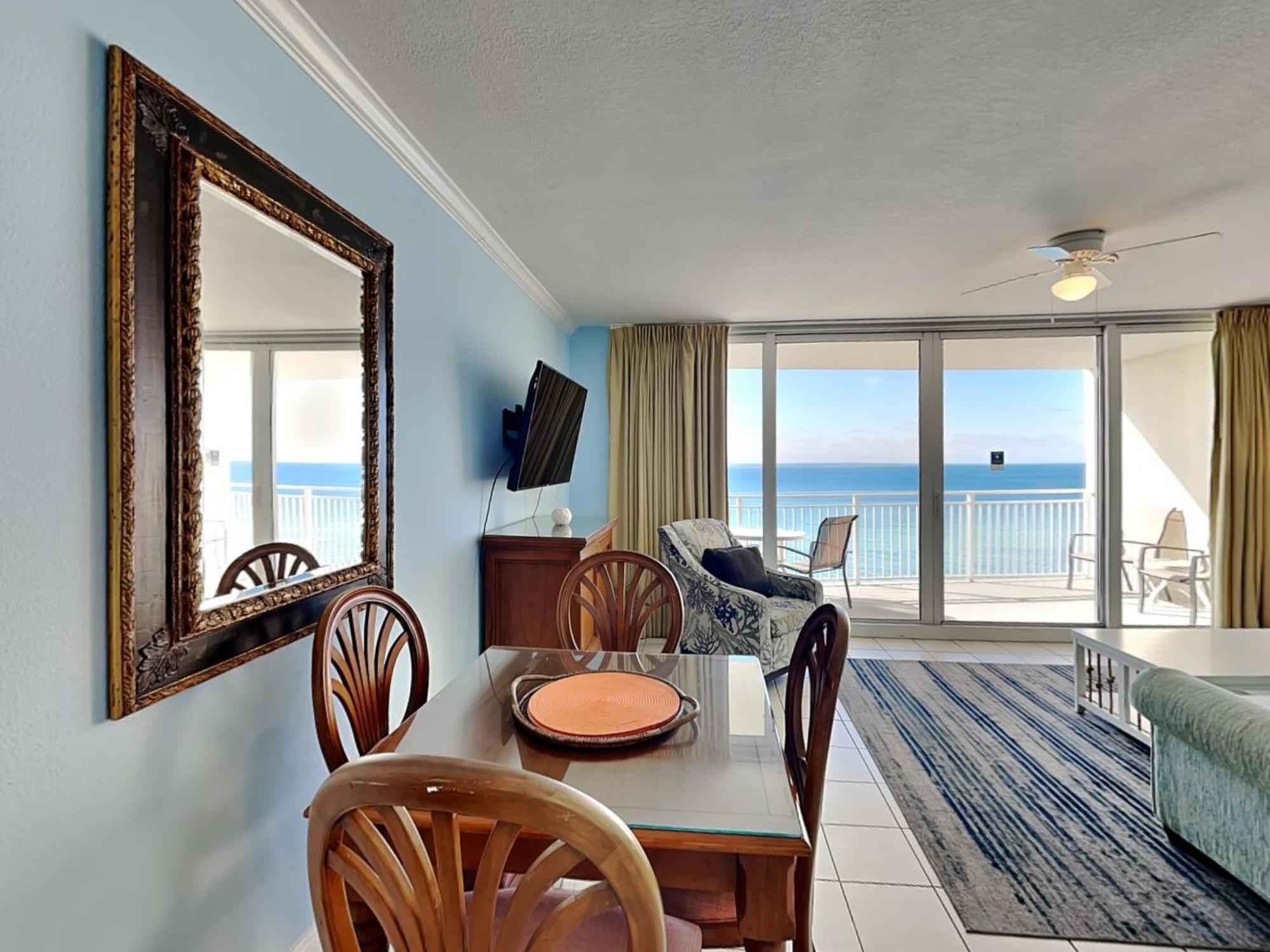 Emerald 1127 Apartment *
